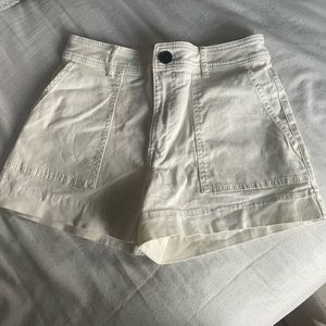 H&M white shorts